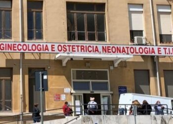 Policlinico Bari, area Covid di Ostetricia al collasso. Montanaro: “Posti letto in altre strutture entro 72 ore”