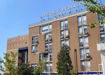 Covid, nell’Ospedaletto di Bari ricoverati 16 bimbi: il 60% ha meno di 1 anno