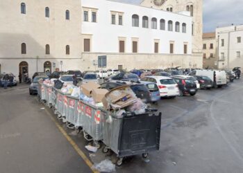 Bari, nuovo sistema per il “tracciamento dei rifiuti”: mappatura bidoni e rilevazione riempimento