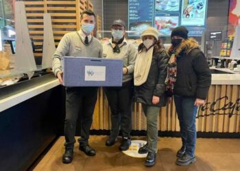 Bari, 330 pasti caldi a settimana alle famiglie in difficoltà: l’iniziativa firmata McDonald’s