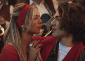 Davide, il ‘bello e dannato’ del video di Ana Mena: “Da Acquaviva la mia vita sui set delle star”