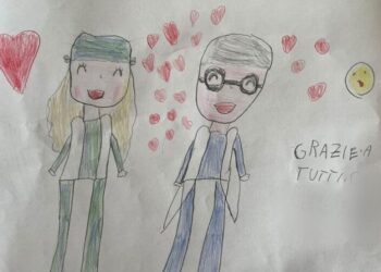 “Grazie a tutti”, torna a casa la bimba di 5 anni azzannata da un pitbull a Bari: il disegno per i medici
