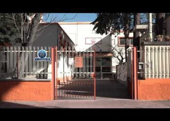 Bari, troppe classi in quarantena e la Dirigente sospende la mensa: la polemica dei genitori