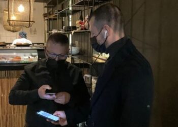 Covid, dal 1° aprile nei ristoranti al chiuso basterà il Green Pass base
