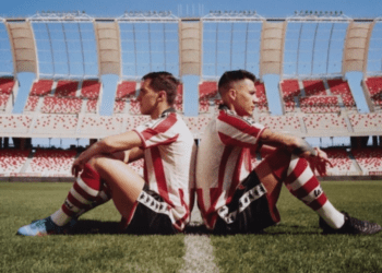 “Io, malato di calcio ho creato la maglia ‘special’ del Bari”: come nasce l’idea di Leo Colacicco