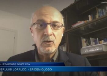 “Mascherine ‘dimenticate’, freddo e Omicron 2”. Lopalco spiega l’aumento dei contagi Covid