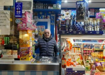 Bari, da corso Sicilia a Benedetto Croce: volti e storie di chi resiste