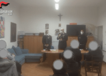Bari, lotta alle truffe: anziani a lezione dai carabinieri a Japigia e Libertà – TUTTI I CONSIGLI