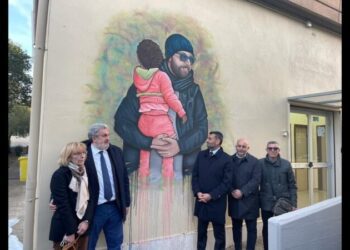 A Catino un murales in ricordo di Stefano Fumarulo, Emiliano: “Era uno scienziato sociale”