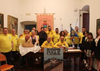 Trofeo Vespistico delle Puglie: in moto da Gioia del Colle toccando costa ionica, Salento e Valle d’Itria