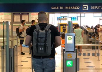 Bari, in aeroporto un negozio di mozzarelle e gelati fatti coi legumi. “Per imbarcare le burrate”