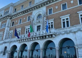 Nuovi concorsi alla Città metropolitana di Bari, 14 assunzioni a tempo indeterminato: ecco i bandi