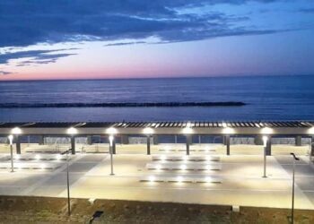 San Girolamo, locali sul mare: dopo le parole di Decaro qualcosa si muove. “In tanti hanno chiesto info”