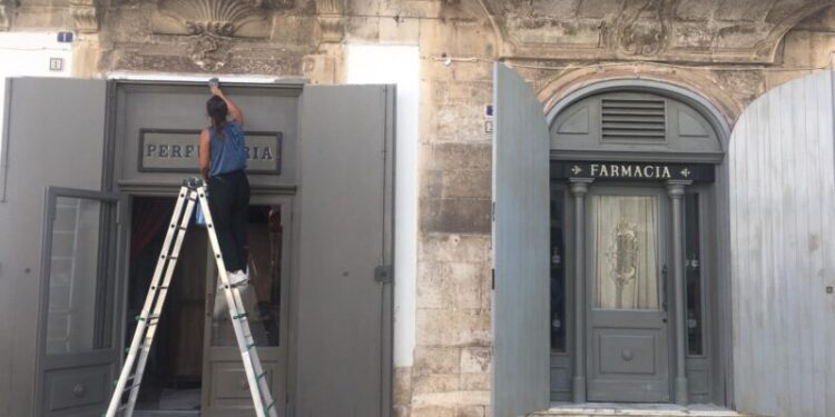 Insegne anni '20 a Martina Franca