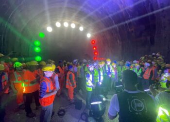 Da Bari a Napoli in tre ore, entro il 2024 il primo treno diretto: aperto il tunnel nel monte Aglio