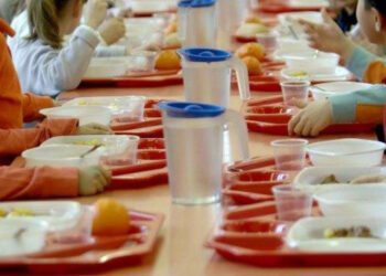 Bari, al via dal 6 giugno le iscrizioni al servizio di refezione scolastica