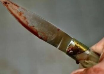 Il fratello minore non lo invita al matrimonio e lui lo accoltella: 34enne dall’altare al Pronto soccorso