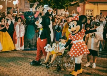 Il grande cuore della Puglia, Montalbano si trasforma in Disneyland per coronare il sogno di Ivan – LE FOTO