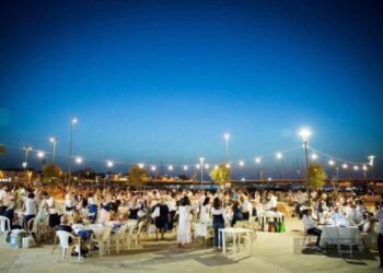 Il 15 luglio torna a Santo Spirito “La Cena in Bianco e Blu”