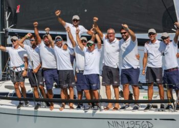 Vela D'altura Equipaggio Morgan V Campione D'italia