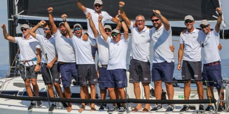 Vela D'altura Equipaggio Morgan V Campione D'italia