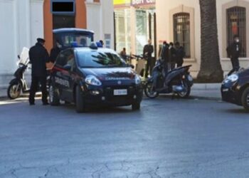 Carabinieri Piazza Moro Stazione Bari