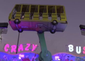 98055