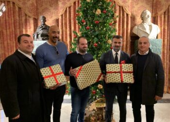 22 12 22 Un Ponte Di Solidarietà Per I Bambini Di Ischia Questa Mattina L’iniziativa Di Beneficenza 1