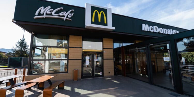 Mcd Ristorante Esterno
