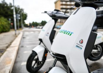 31 01 23 Pronto Il Servizio Di Scooter Sharing Targato Pikyrent Dal 6 Febbraio I Primi 55 Scooter In Città