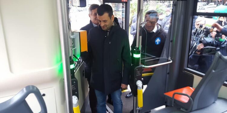 Decaro Bus