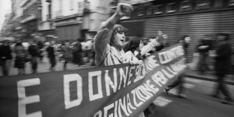 Maurizzio Sciarra, Ragazze In Lotta 1977
