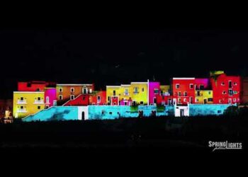 Monopoli, Torna La Magia Di Spring Lights Festival: L’evento Di Arte Digitale Che Racconta La Città – Video