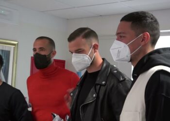 Ssc Bari, Uova Di Cioccolato Ai Piccoli Pazienti Del Policlinico. Di Cesare: “È Il Minimo Che Possiamo Fare” – Video
