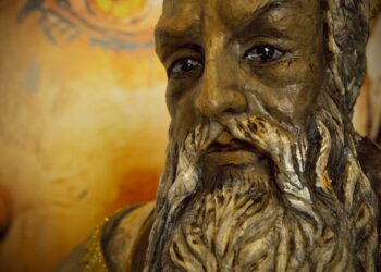 Foto Di Angelo Calianno Busto Di San Nicola Di Cartapessta, Opera Di Luigia Bressan