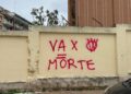 Slogan No Vax Policlinico Di Bari (4)