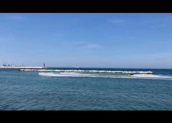 Bari, Gara Di Moto D’acqua Sul Lungomare A Due Passi Dalla Costa: Allertata La Guardia Costiera – Video