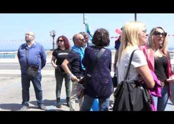 Bari, Protestano I Lavoratori Di Inps Servizi: “stipendio Di 800 Euro. Chiediamo Sede Adeguata” – Video