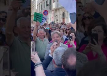 Noci, Al Ballottaggio Vince Francesco Intini. Il Discorso Del Nuovo Sindaco: “vi Bacerei Tutti” – Video
