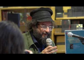 Vinicio Capossella A La Feltrinelli Di Bari, Presentato Il Nuovo Album “tredici Questioni Urgenti” – Video