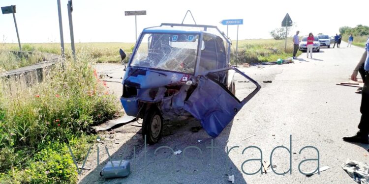Vivi La Strada Camioncino