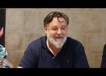 Russel Crowe In Concerto A Taranto, Il Premio Oscar: “mio Rapporto Con L’italia? Bellissimo…” – Video