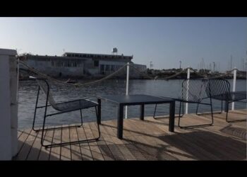 A Polignano Apre “abissi”: Il Bistrot Targato Tuccino. Sushi, Cocktail E 3 Suite Luxury – Video