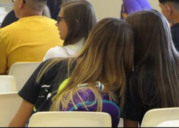 Bari, Migliaia Di Studenti Tornano A Scuola: La Prima Campanella Del Lenoci. “grande Entusiasmo” – Video