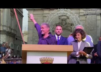 Sylvester Stallone A Gioia, Il Discorso: “siete Belli E Forti. Orgoglioso Di Essere Gioiese” – Video
