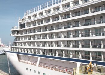 Ecco La Viking, La Nave Da Crociera ‘luxury’ Nel Porto Di Bari. Patroni Griffi: “un Hotel 5 Stelle Per Mare”