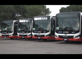 Arrivano A Bari I Primi 27 Nuovi Bus Amtab: Videosorveglianza, Contapasseggeri E Geolocalizzazione – Video