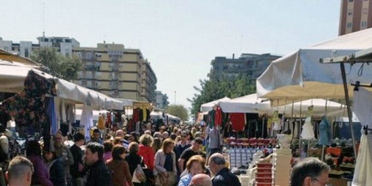Mercato Via Salvemini