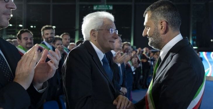 Mattarella e Decaro