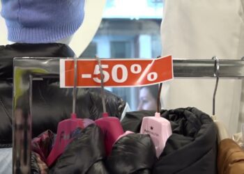 Bari, è Già Tempo Di (pre)saldi Invernali: I Super Sconti Al Via Ufficialmente Il 5 Gennaio – Video